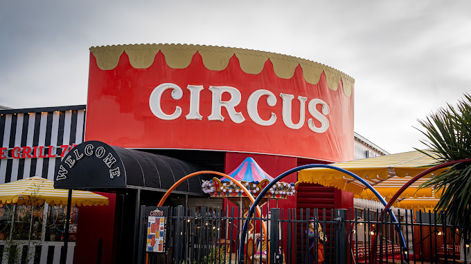 Circus, Sainte-Luce-sur-Loire — photo 1